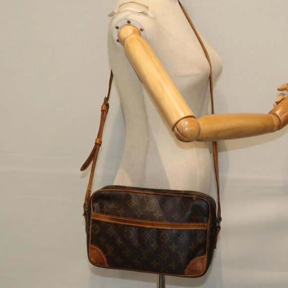 LOUIS VUITTON Monogram Trocadero 27 Shoulder Bag M51274 LV Auth 72743 - Picture 1 of 16